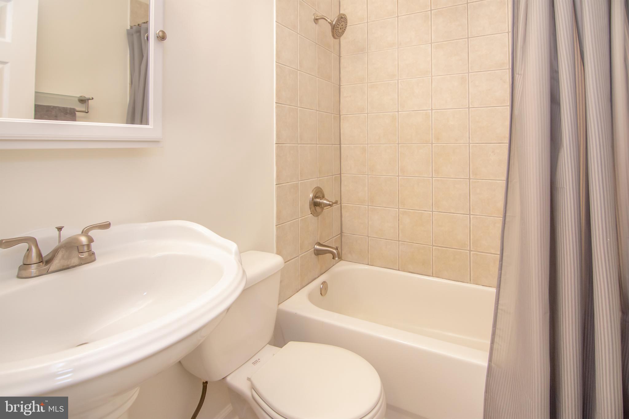 GARDENVILLE - Residential