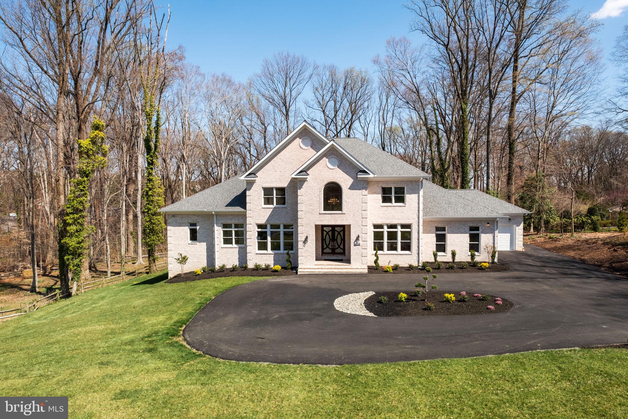 MC ADAMS HILLBROOK - Residential