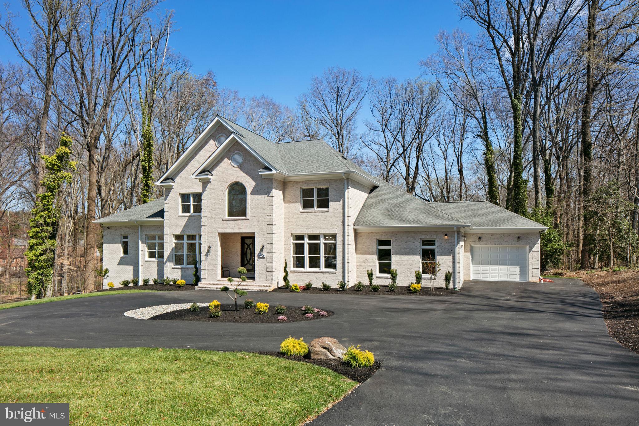 MC ADAMS HILLBROOK - Residential