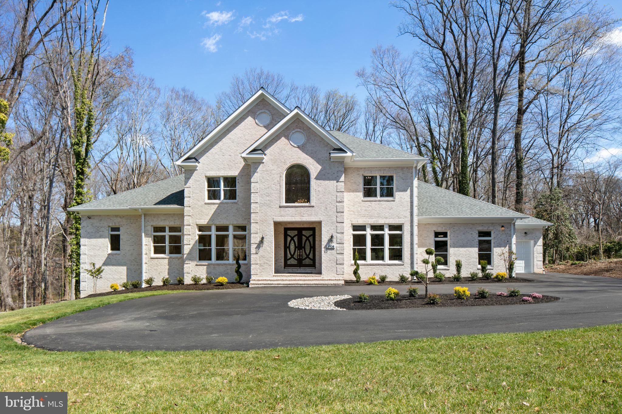 MC ADAMS HILLBROOK - Residential