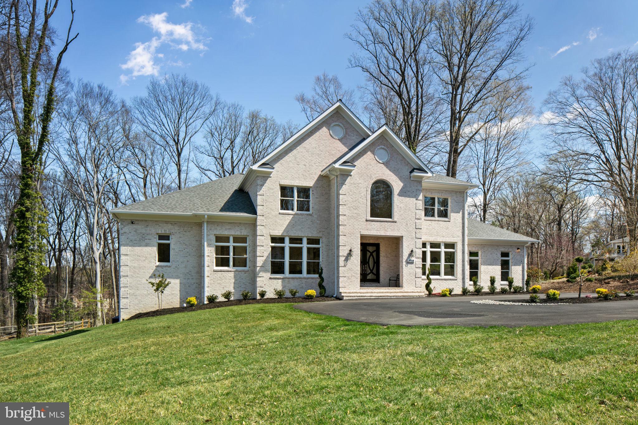 MC ADAMS HILLBROOK - Residential