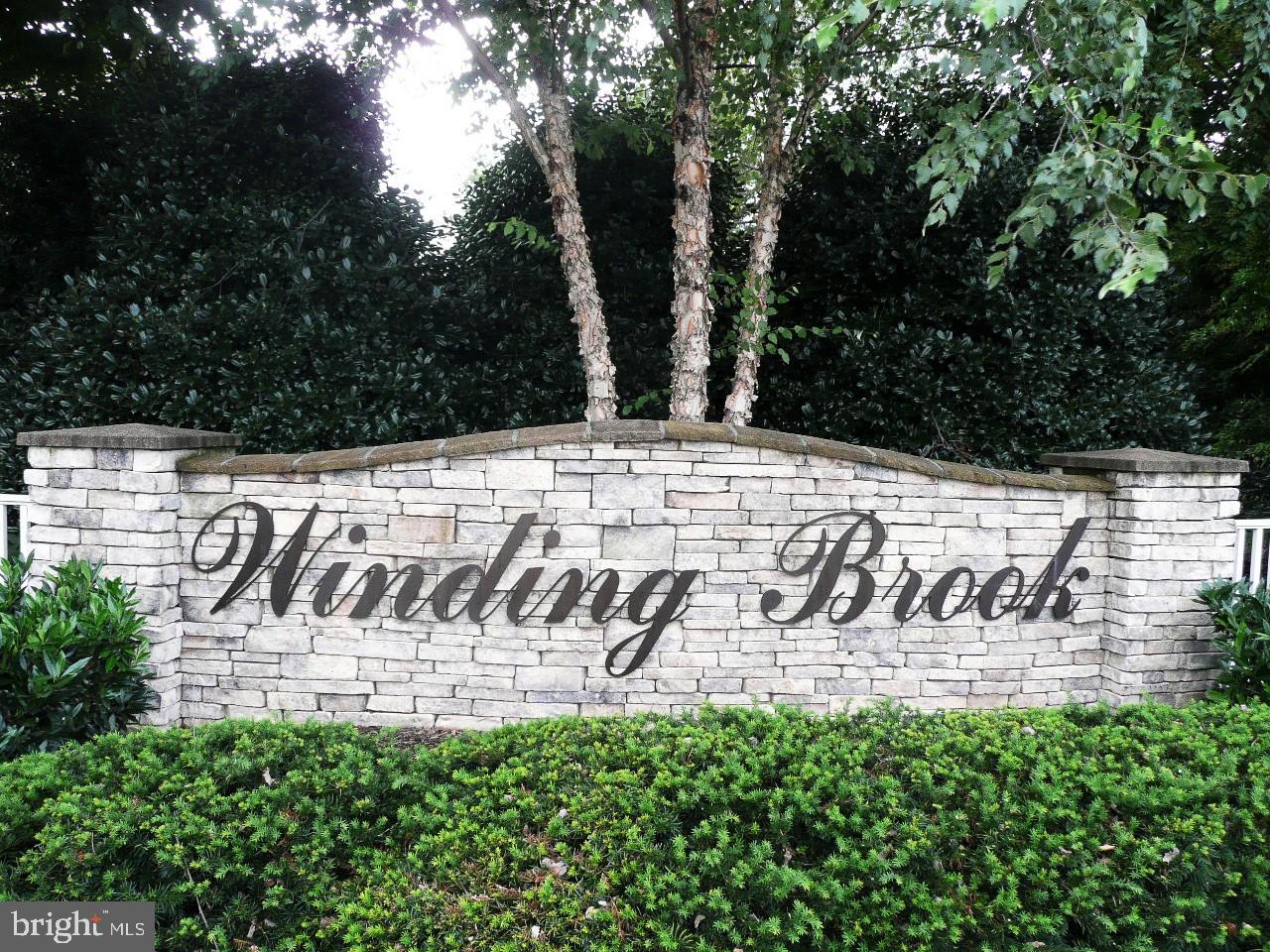 WINDING BROOK - Residential Lease