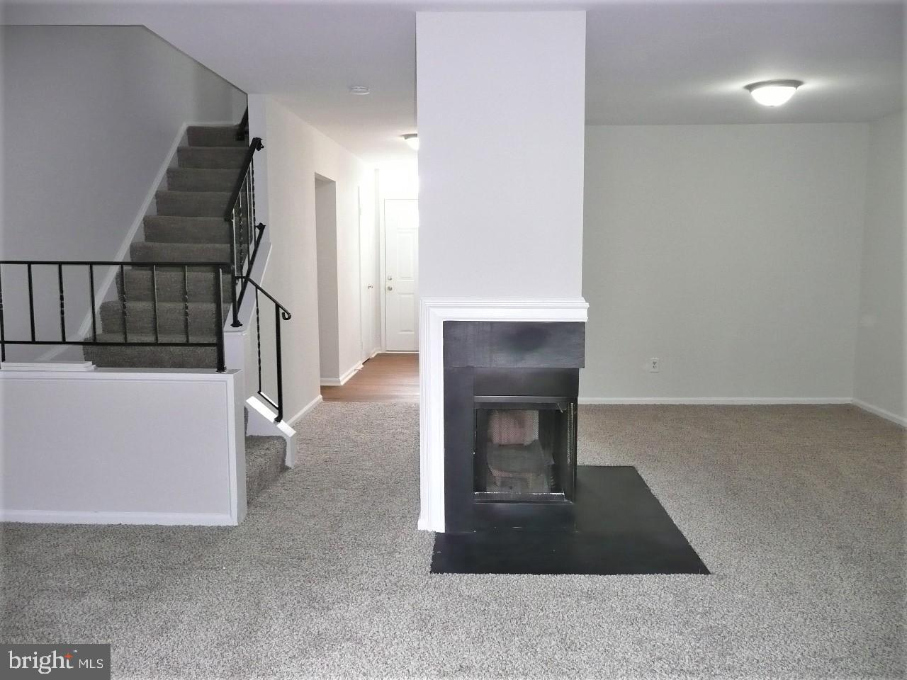 WINDING BROOK - Residential Lease