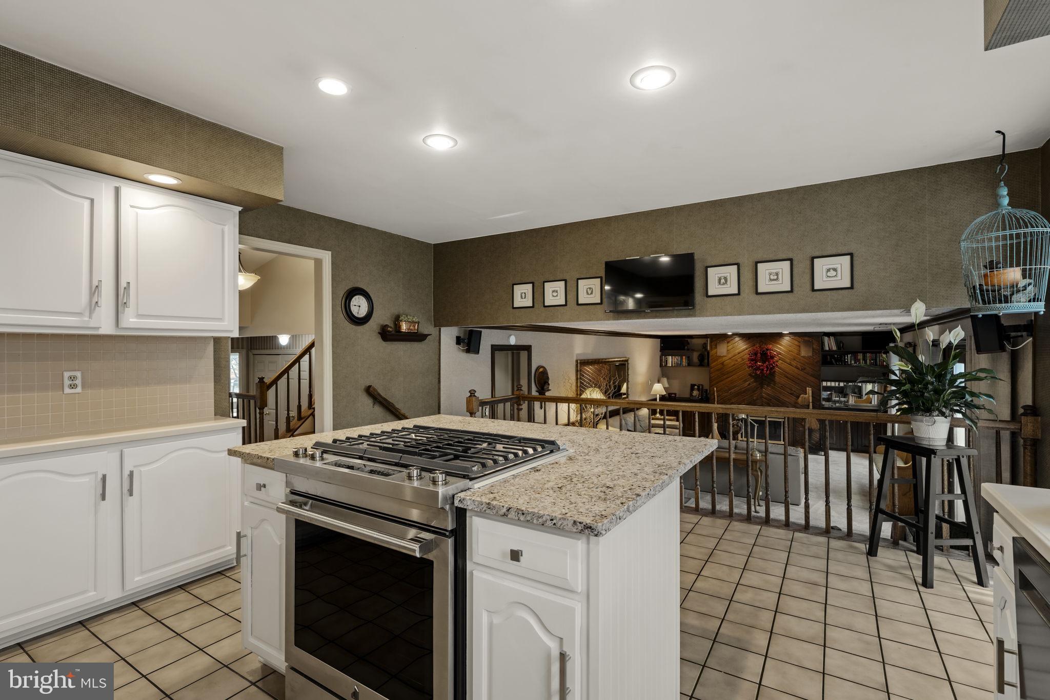 PENN OAKS SOUTH - Residential