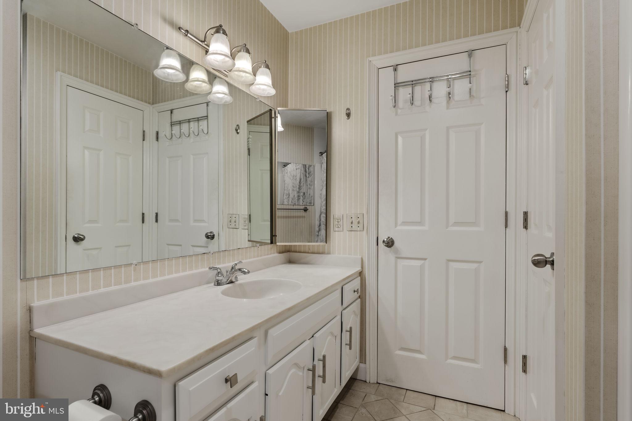 PENN OAKS SOUTH - Residential