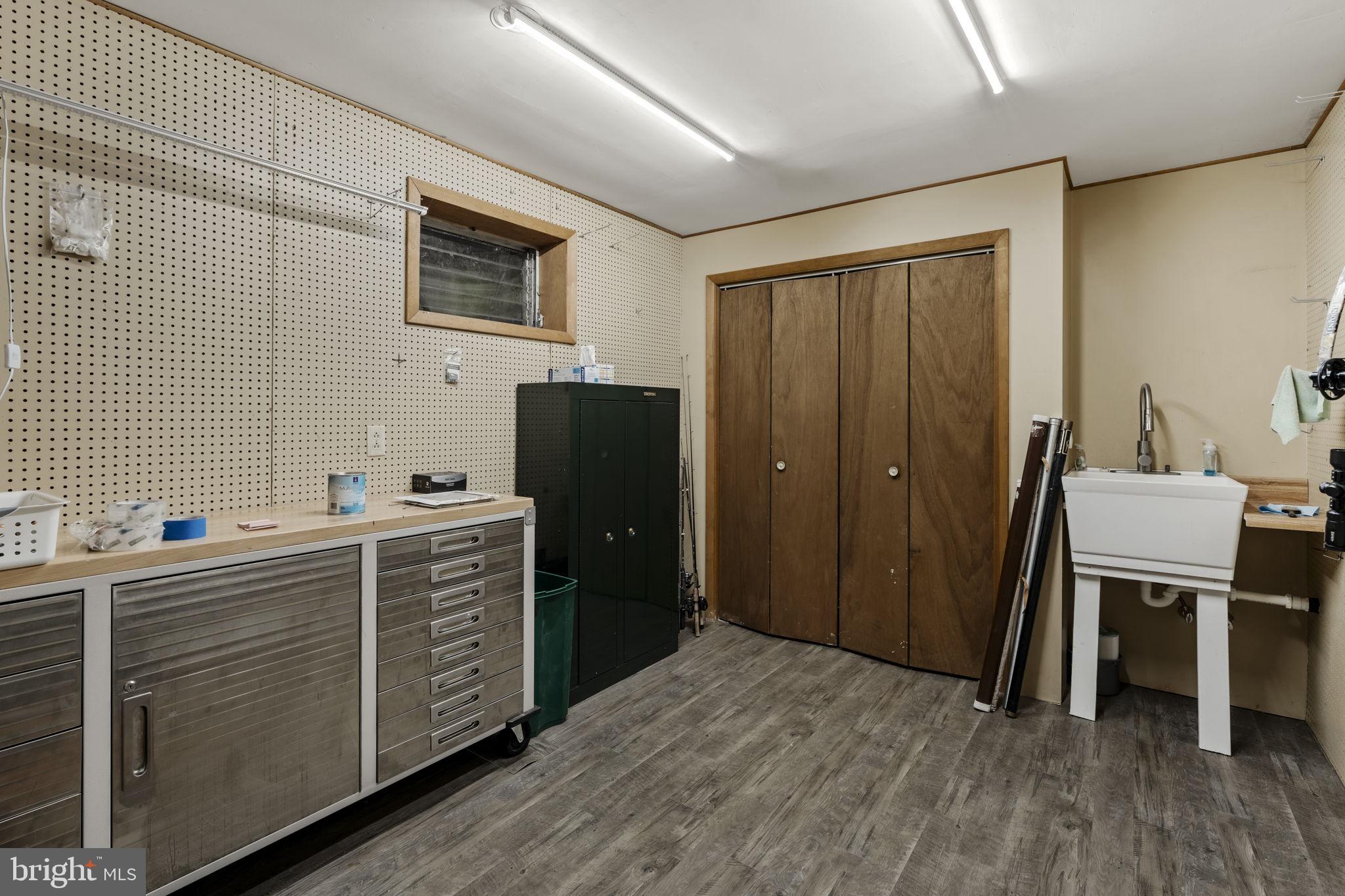 PENN OAKS SOUTH - Residential