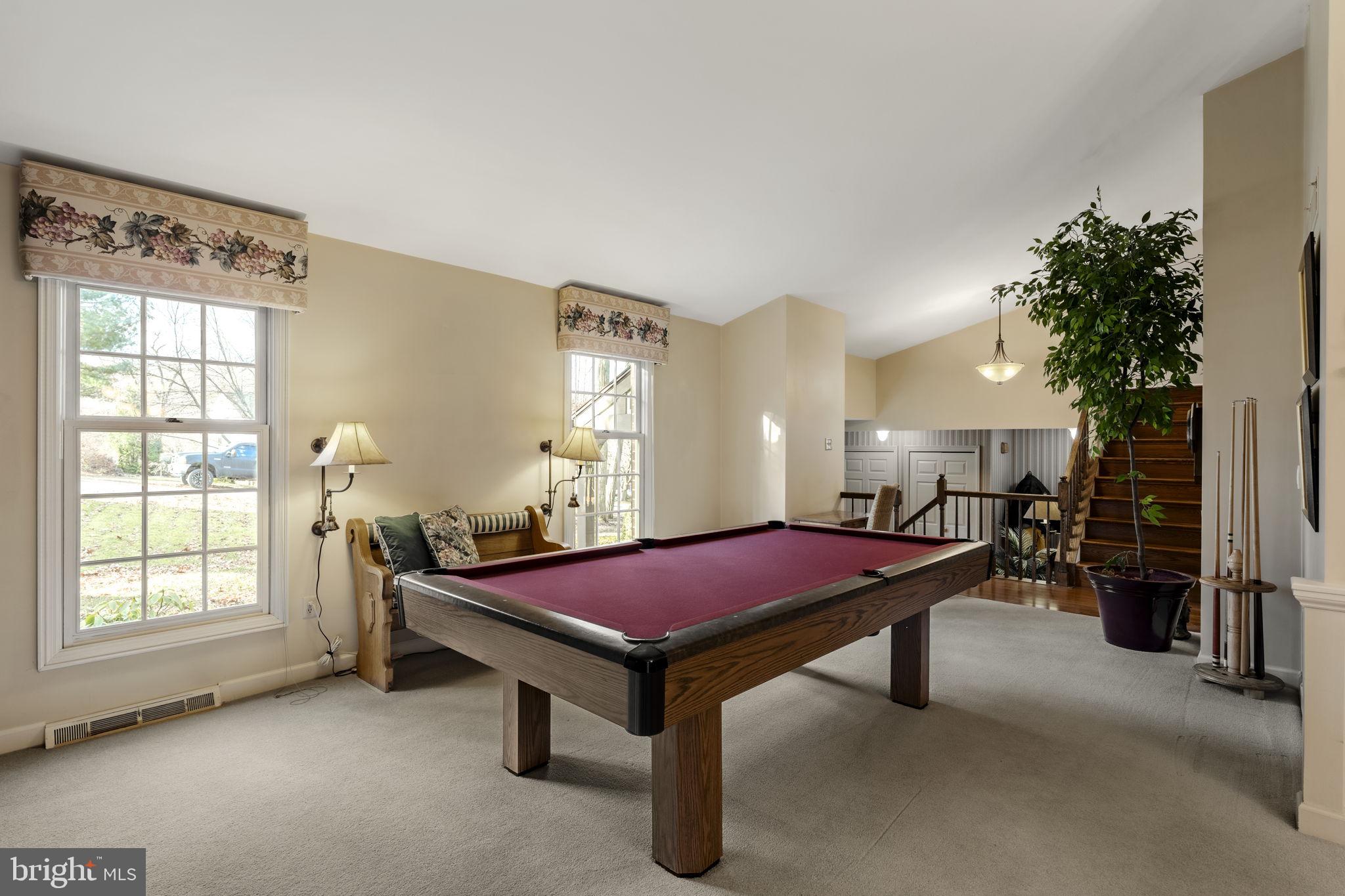 PENN OAKS SOUTH - Residential