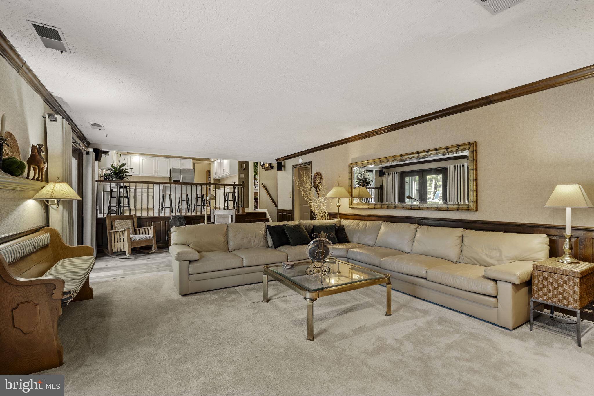 PENN OAKS SOUTH - Residential