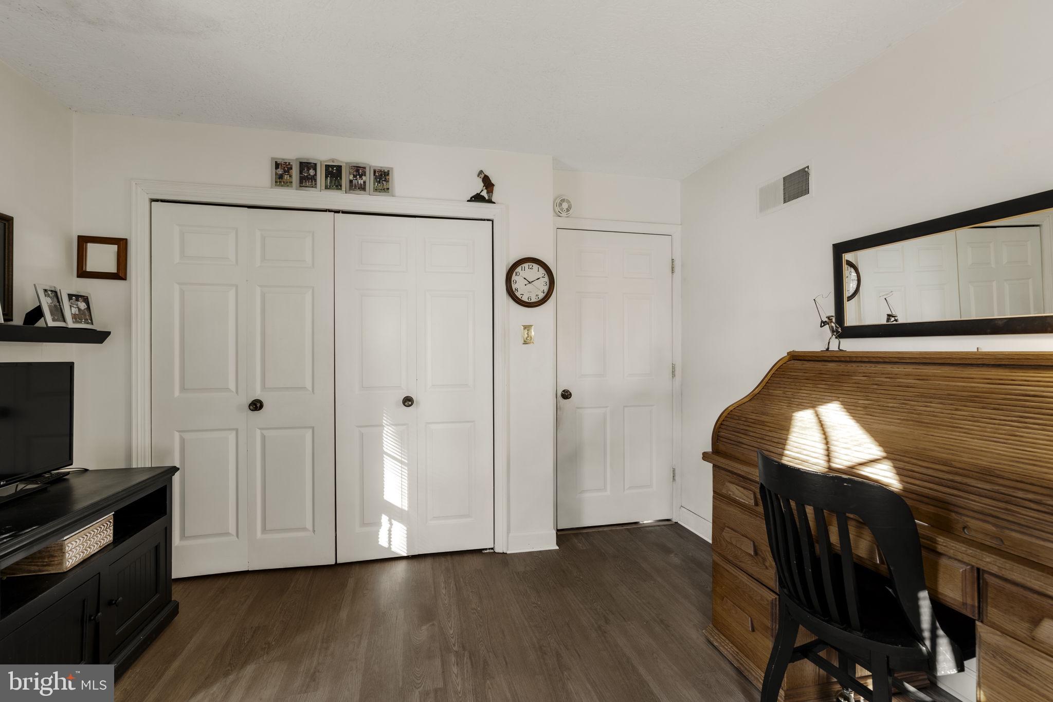 PENN OAKS SOUTH - Residential