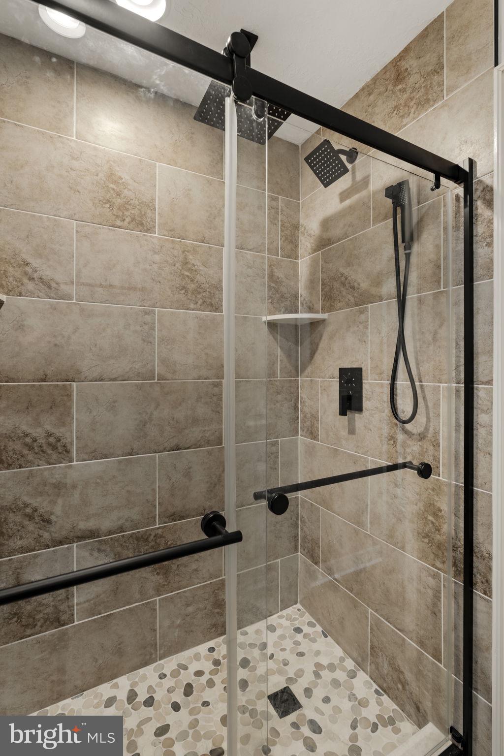 PENN OAKS SOUTH - Residential