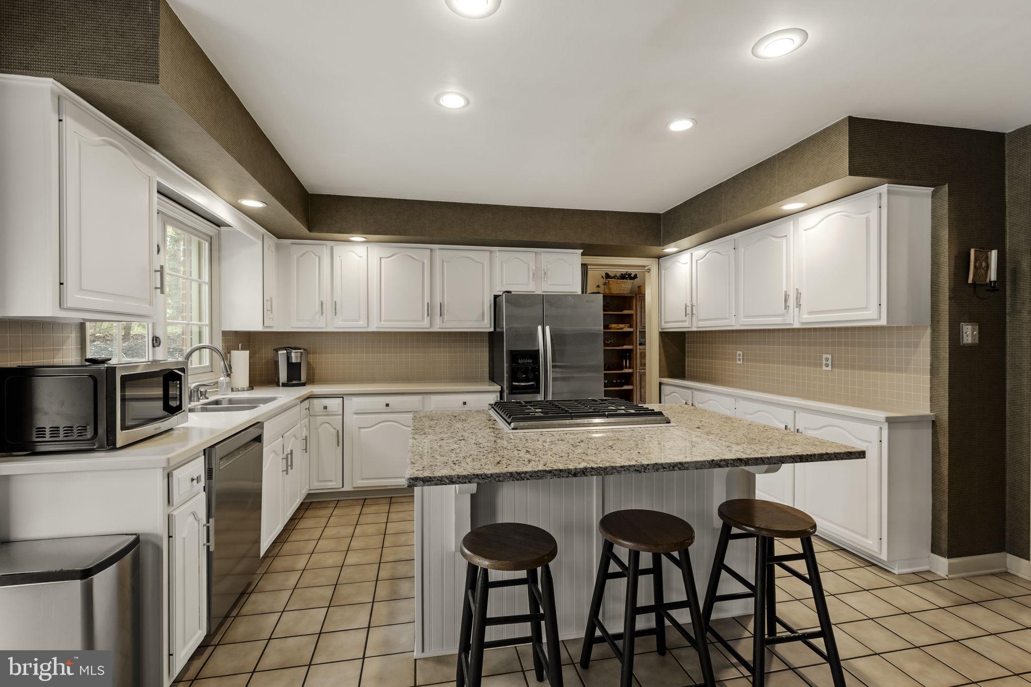 PENN OAKS SOUTH - Residential