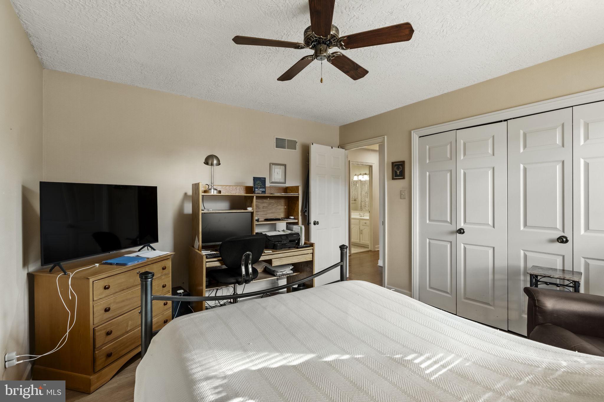 PENN OAKS SOUTH - Residential