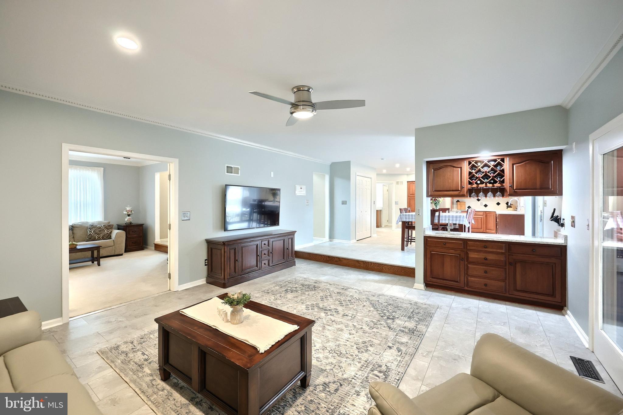 THE MEADOWS - Residential