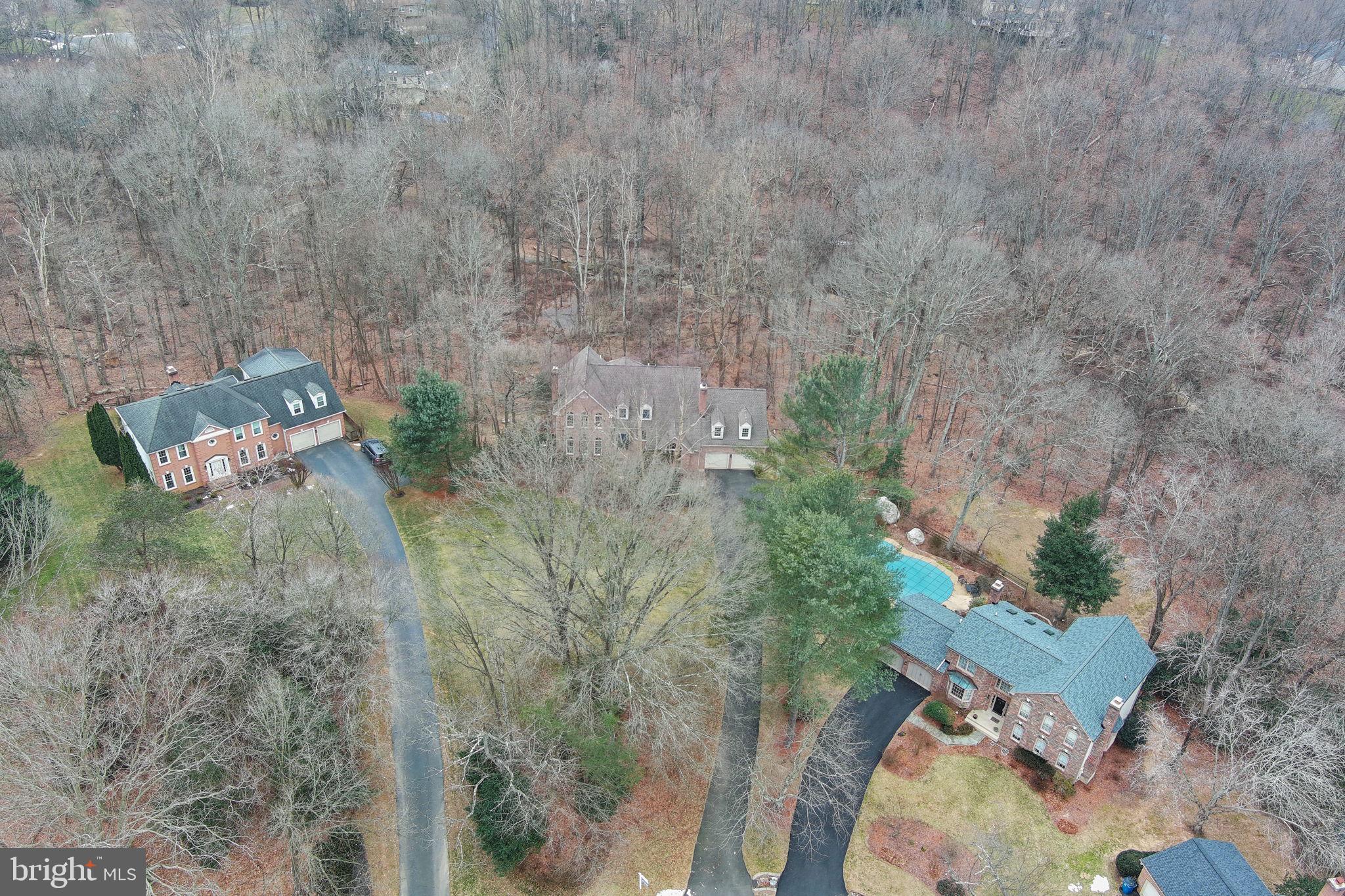 OAKTON MILL ESTATES - Residential