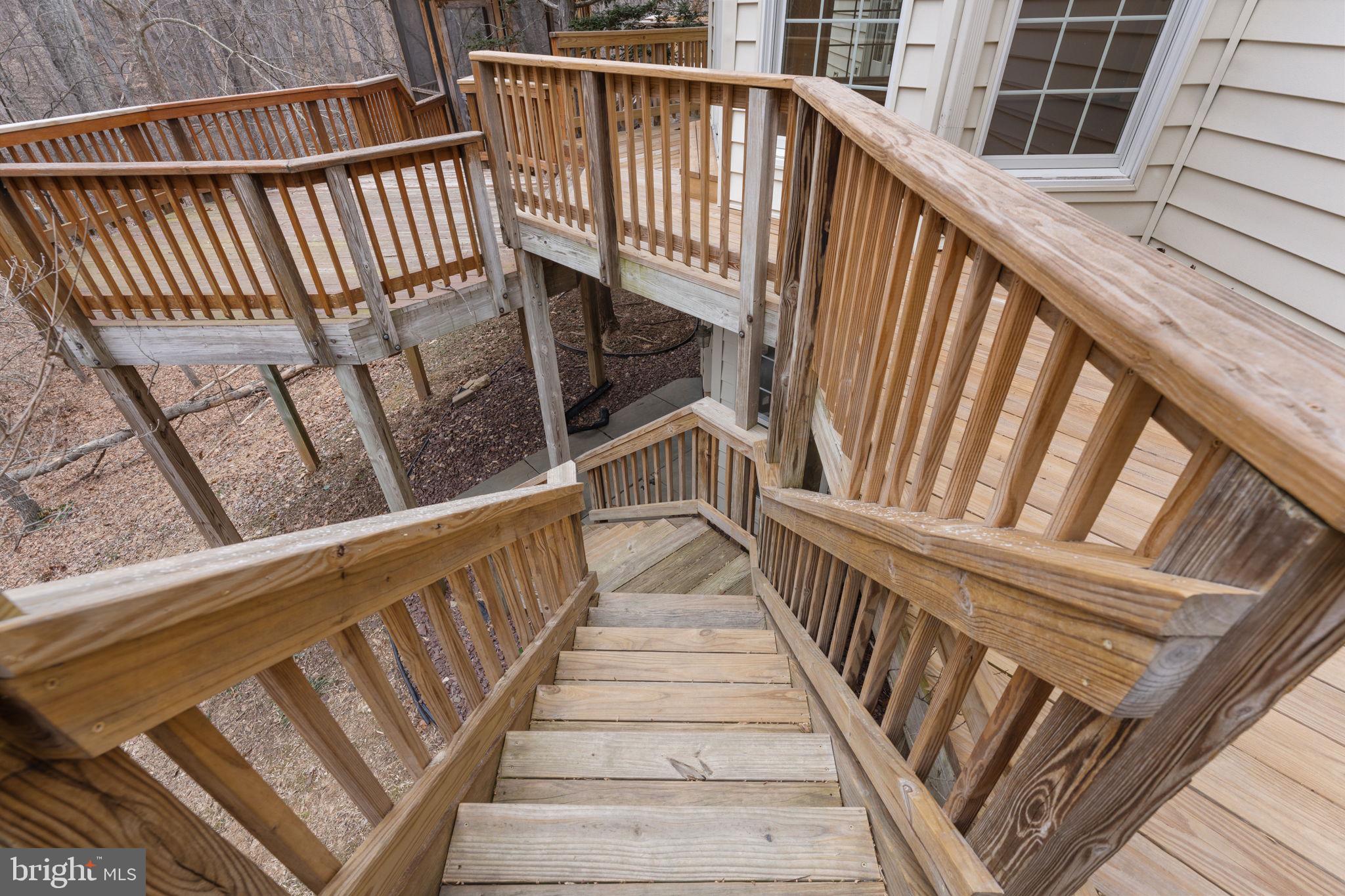 OAKTON MILL ESTATES - Residential