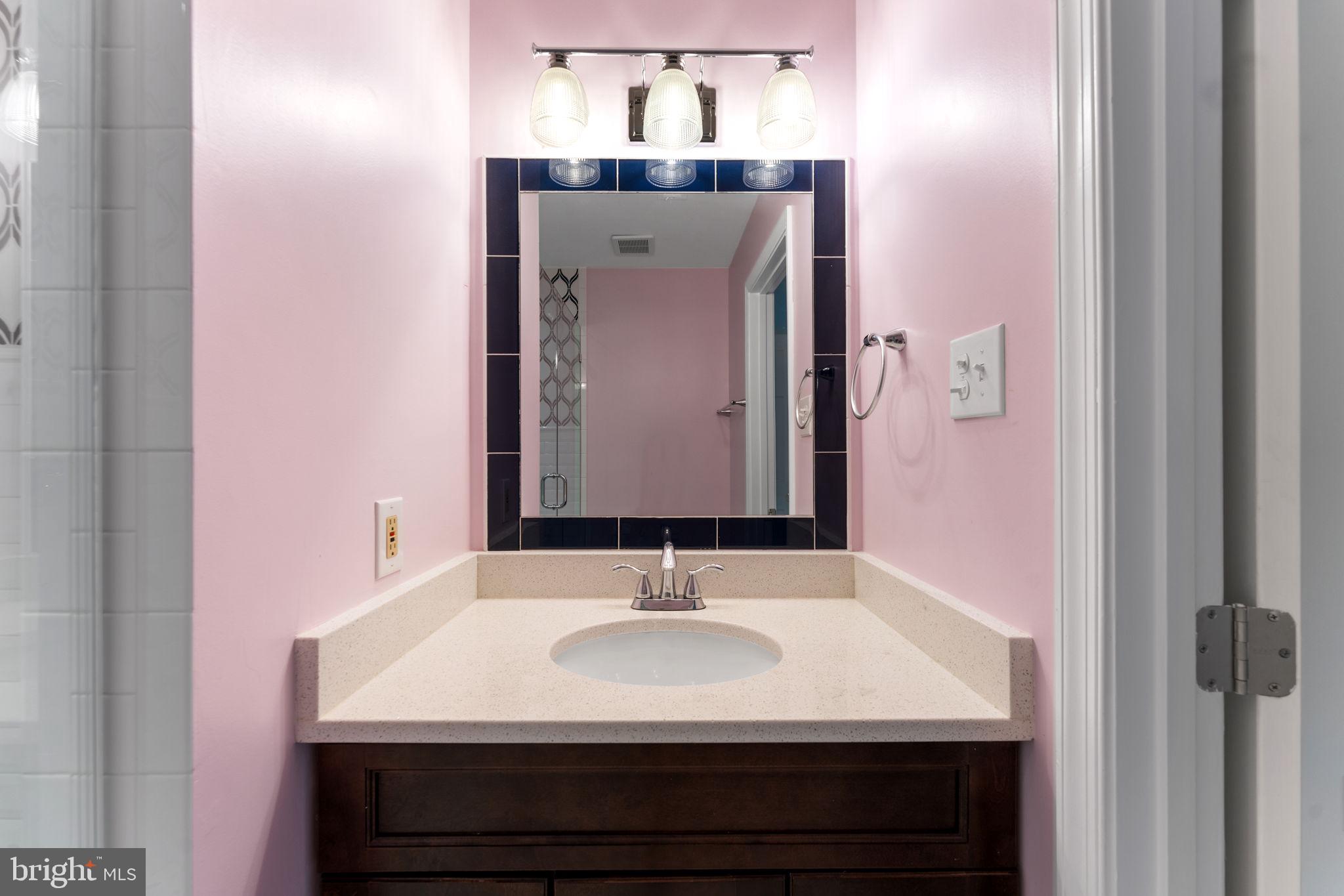 OAKTON MILL ESTATES - Residential