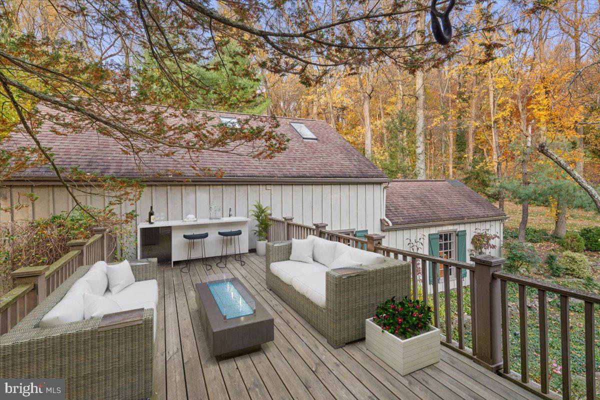 100 ACRE WOODS - Residential