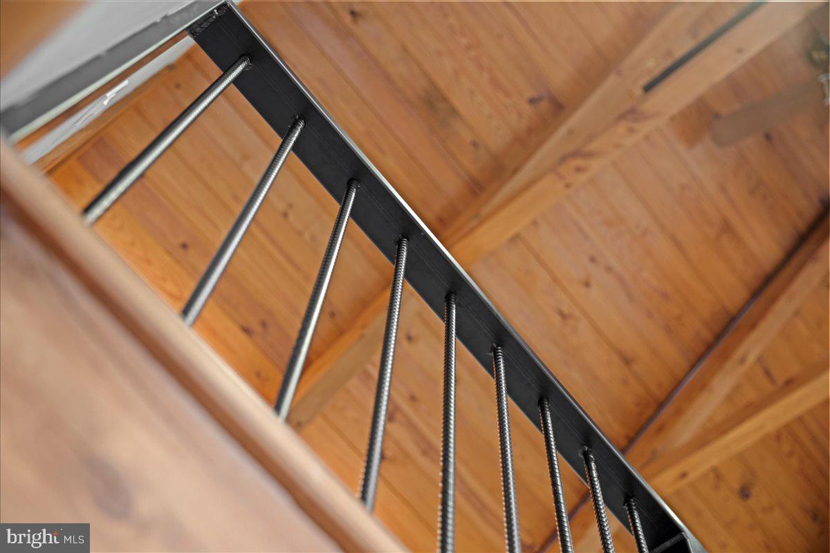 100 ACRE WOODS - Residential