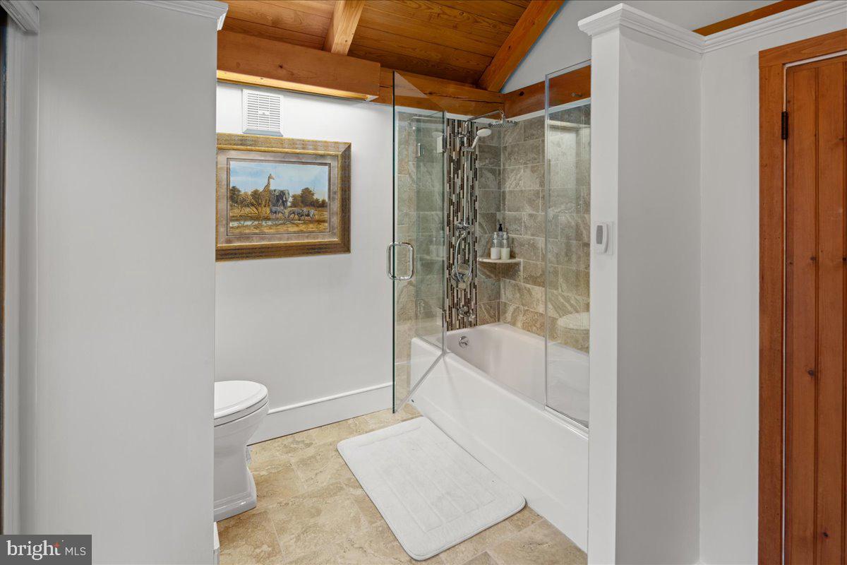 100 ACRE WOODS - Residential