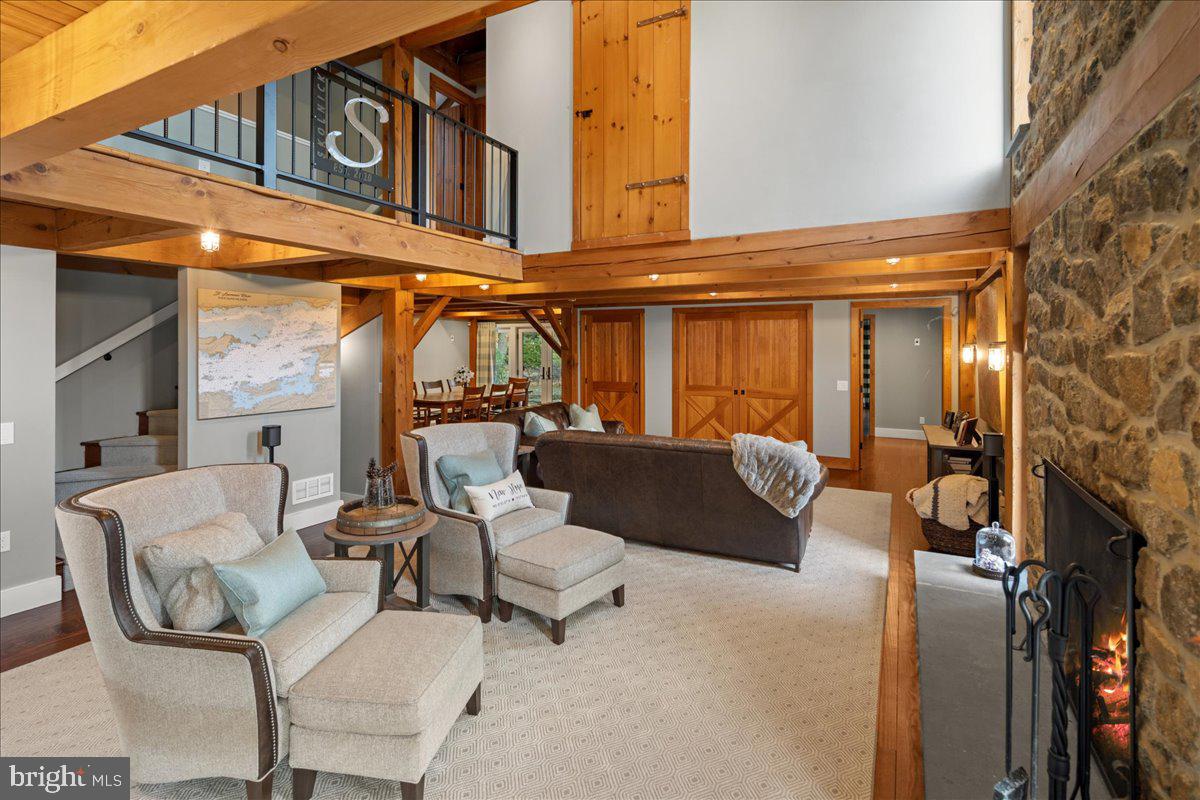 100 ACRE WOODS - Residential