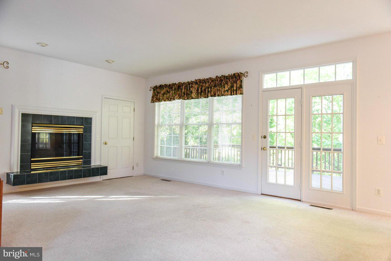 HARBOR POINT - Residential