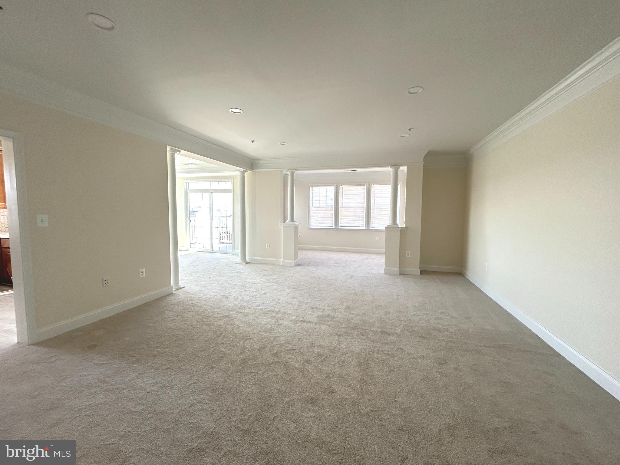 KING FARM - Residential Lease