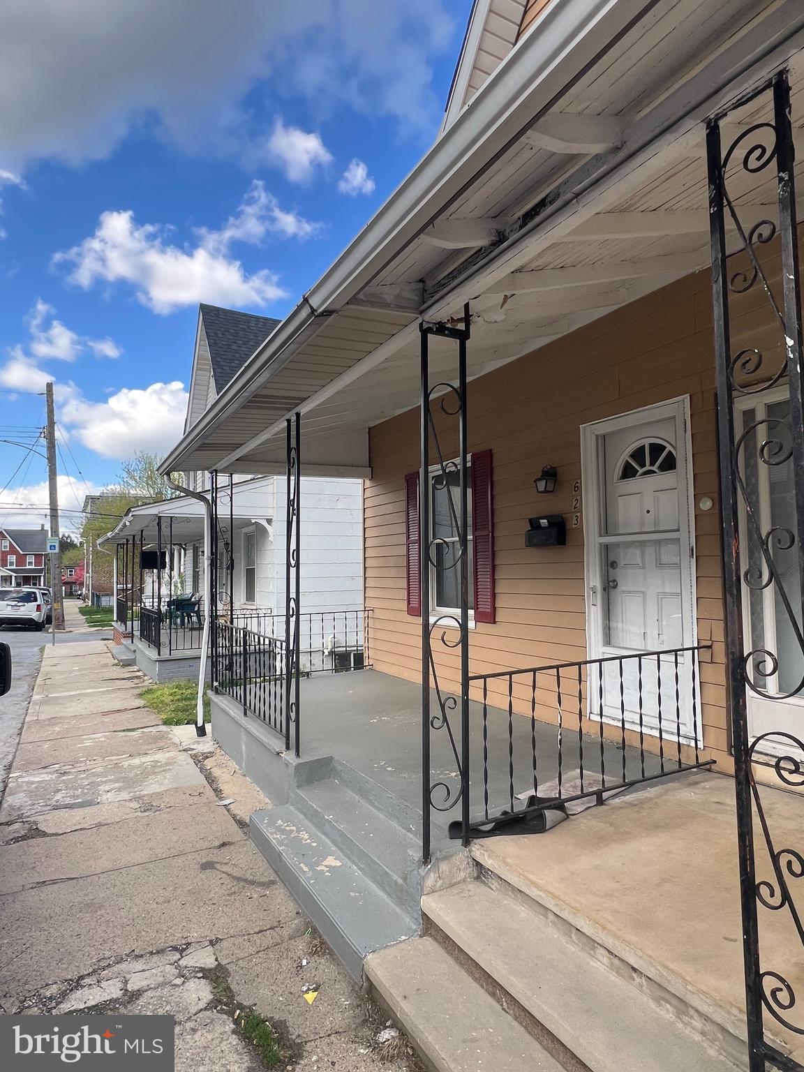 COATESVILLE - Residential