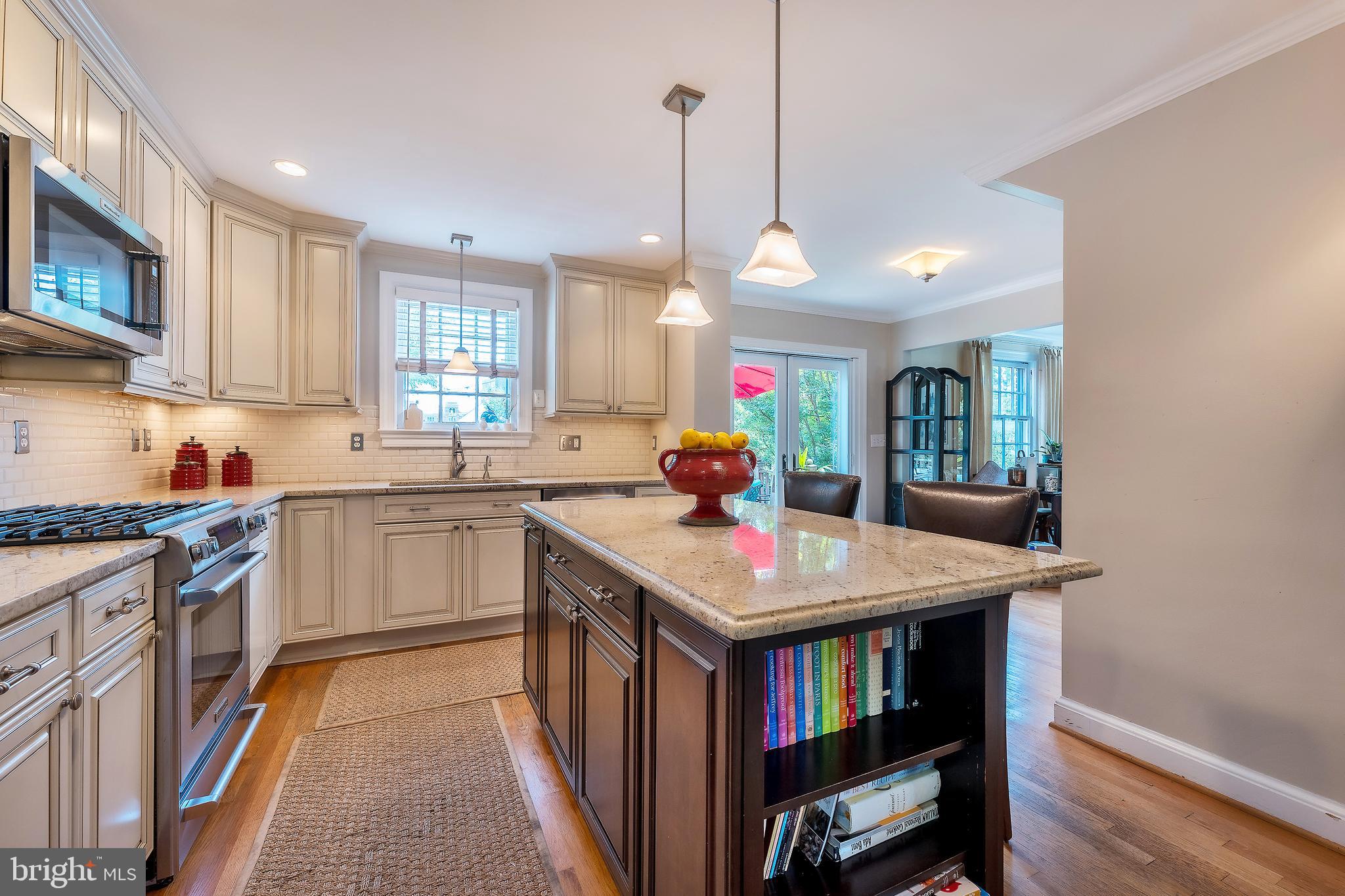 CHEVY CHASE - Residential