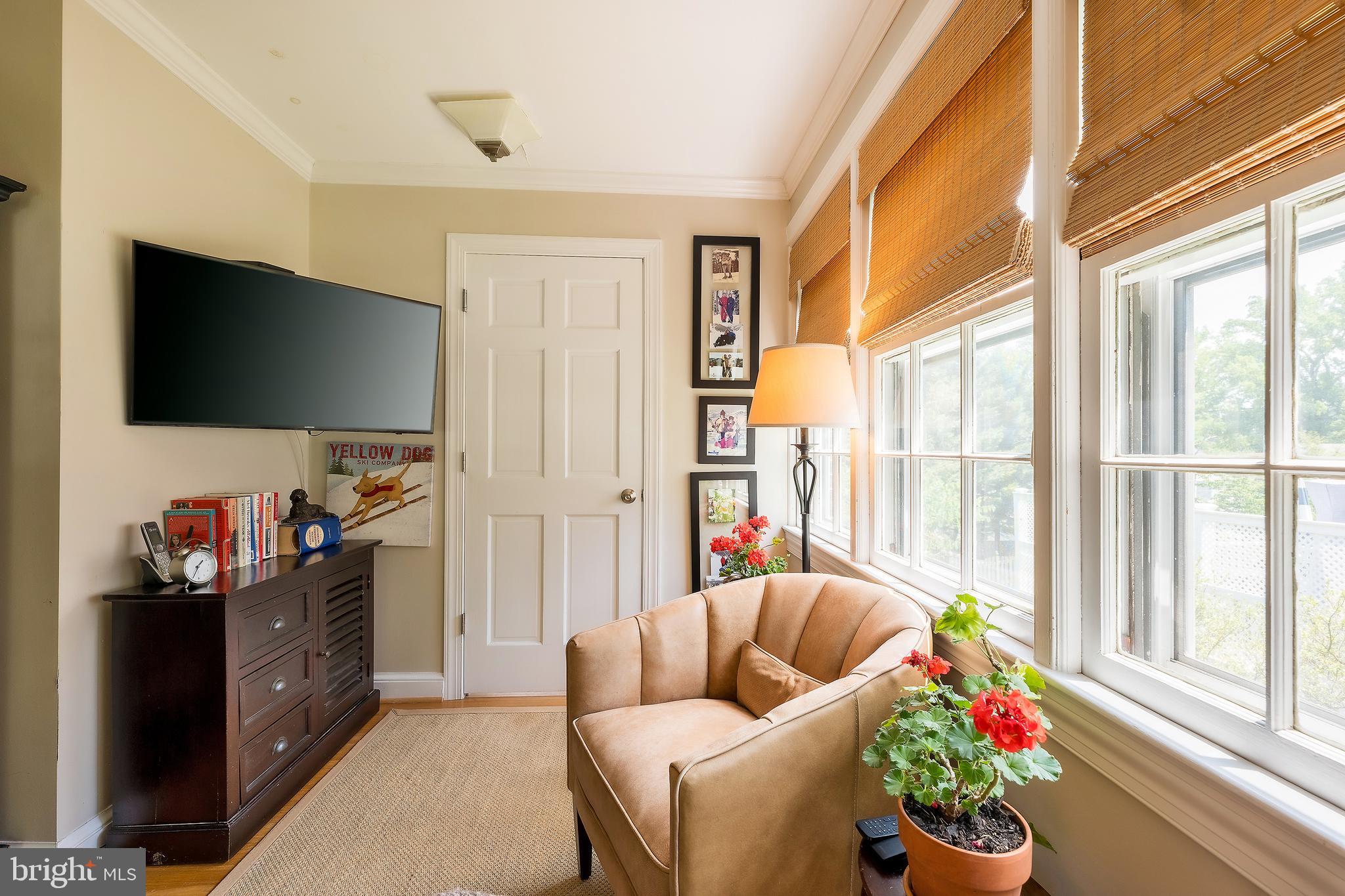 CHEVY CHASE - Residential