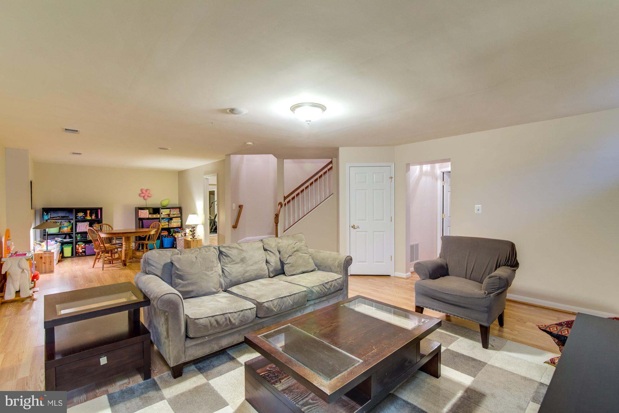 SPRING GLEN - Residential