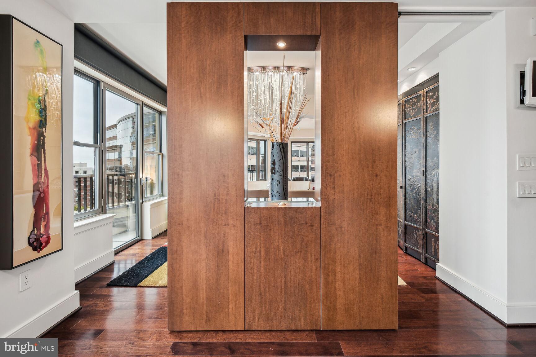 LIONSGATE - Residential