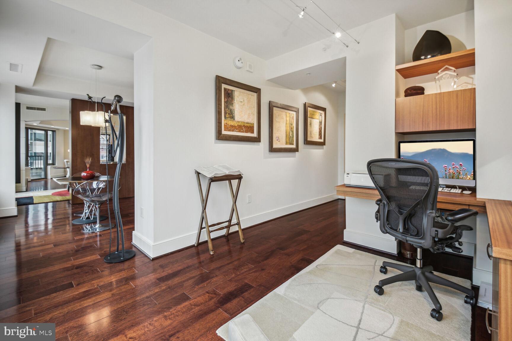 LIONSGATE - Residential