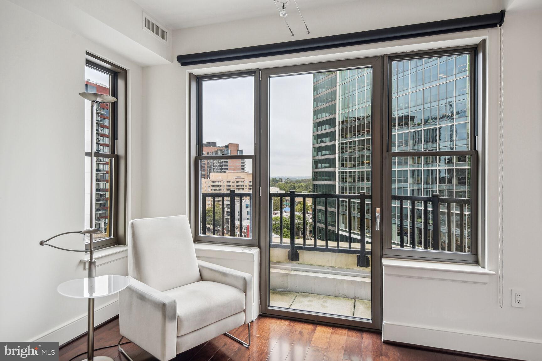 LIONSGATE - Residential