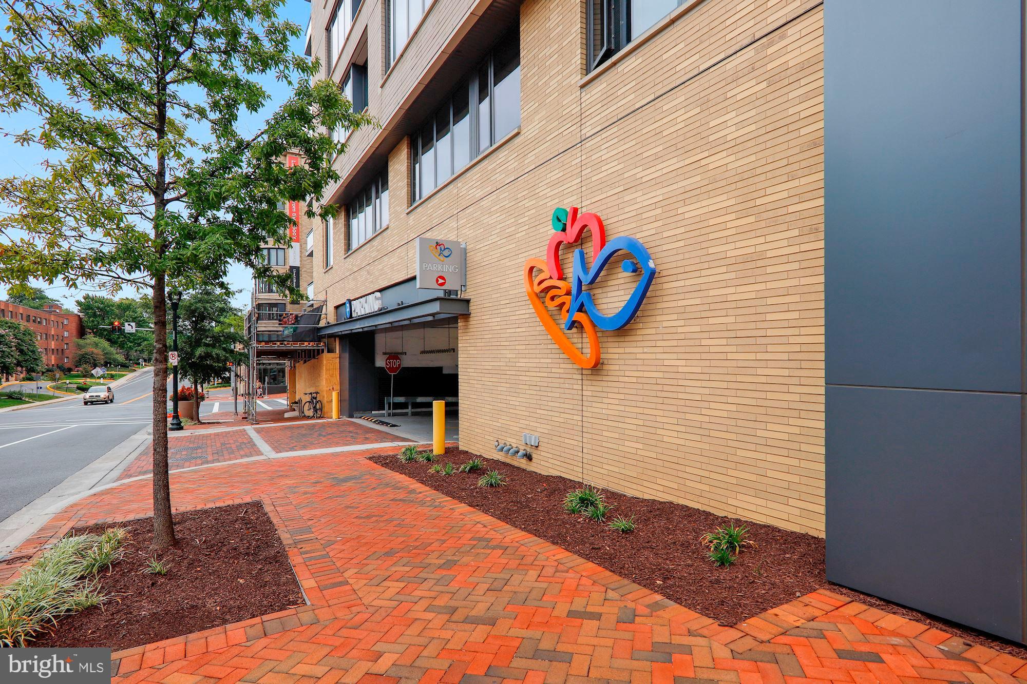 LIONSGATE - Residential