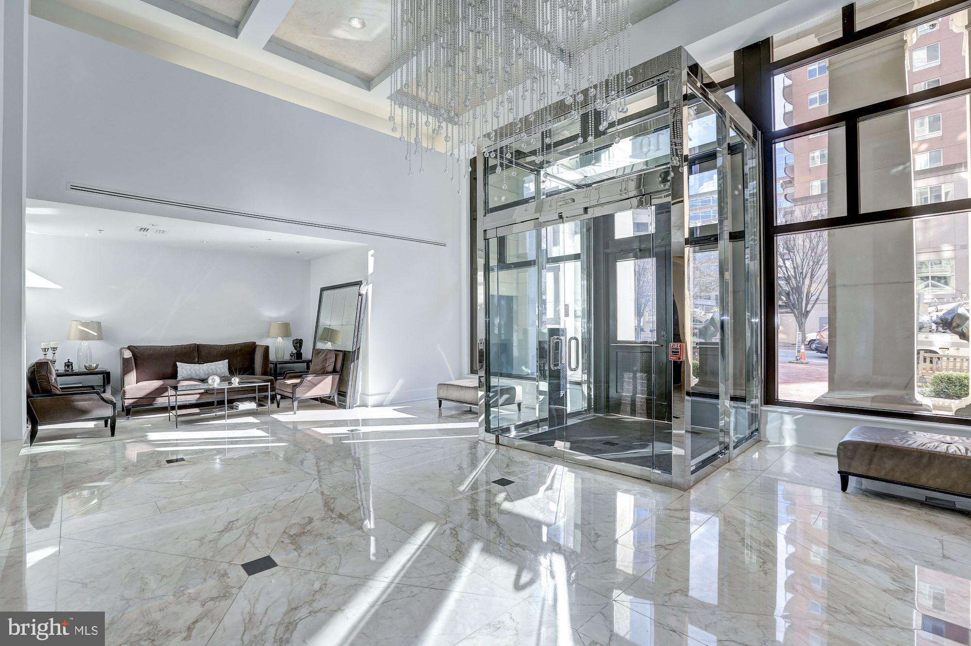 LIONSGATE - Residential