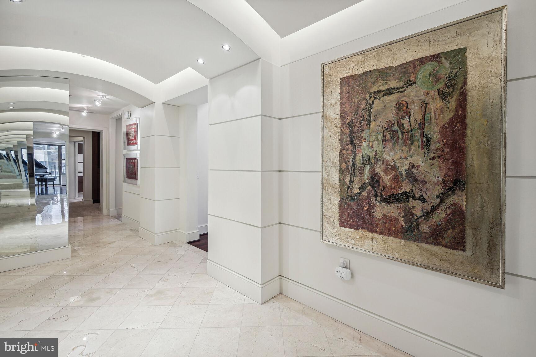 LIONSGATE - Residential