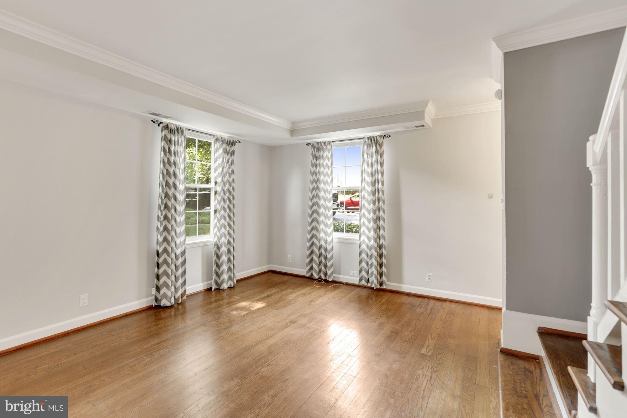 2941 S DINWIDDIE STREET