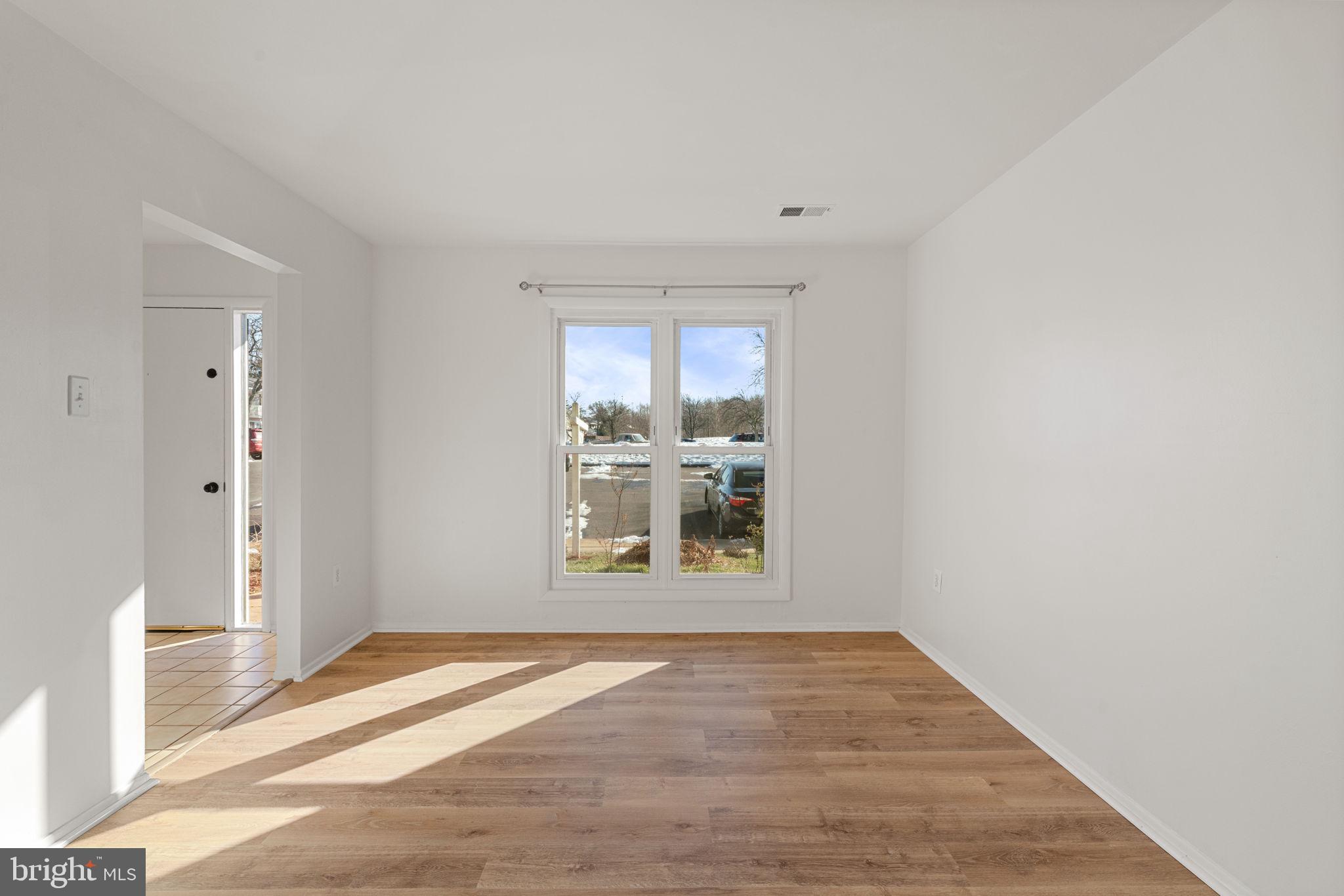 SUGARLAND RUN - Residential Lease