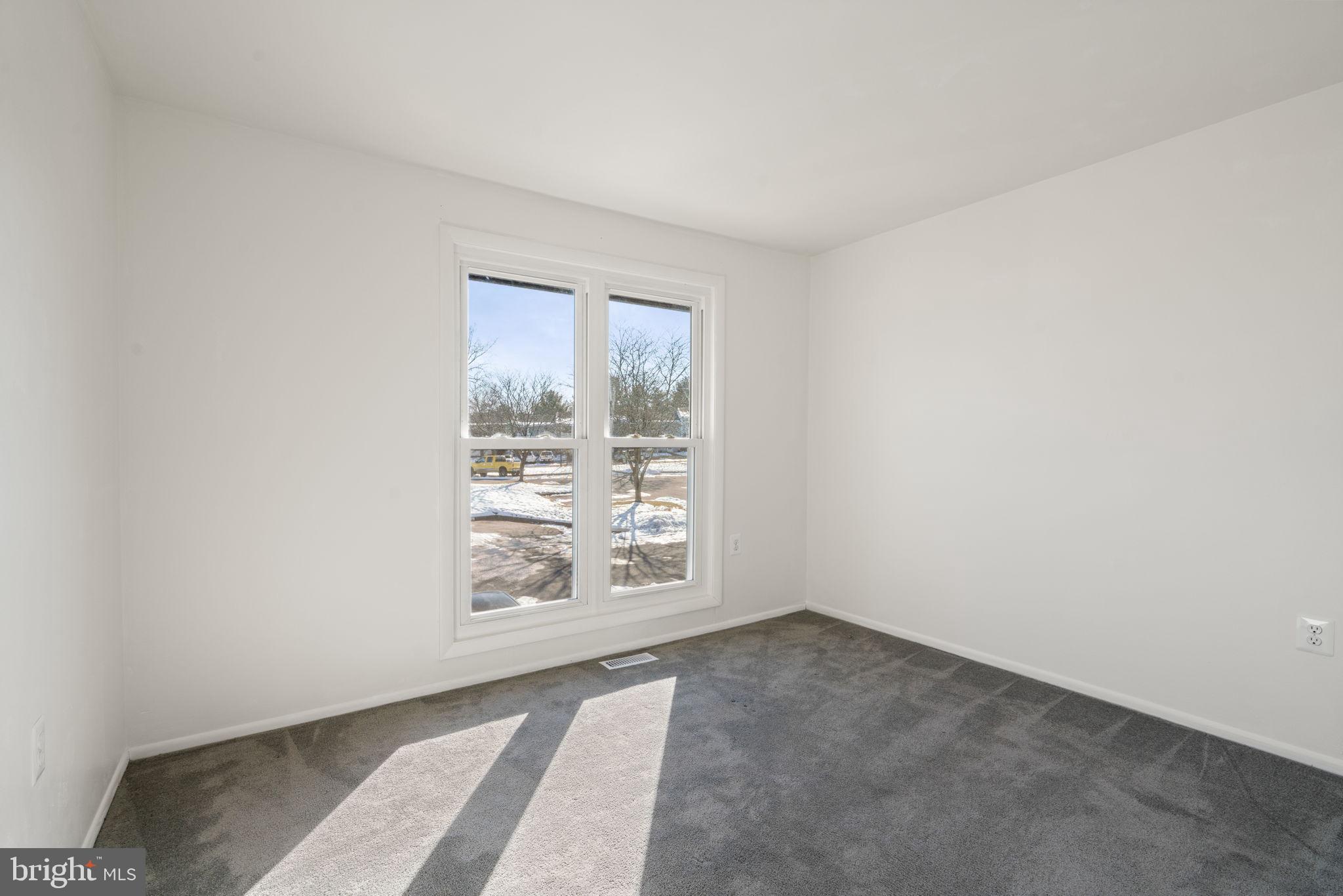 SUGARLAND RUN - Residential Lease