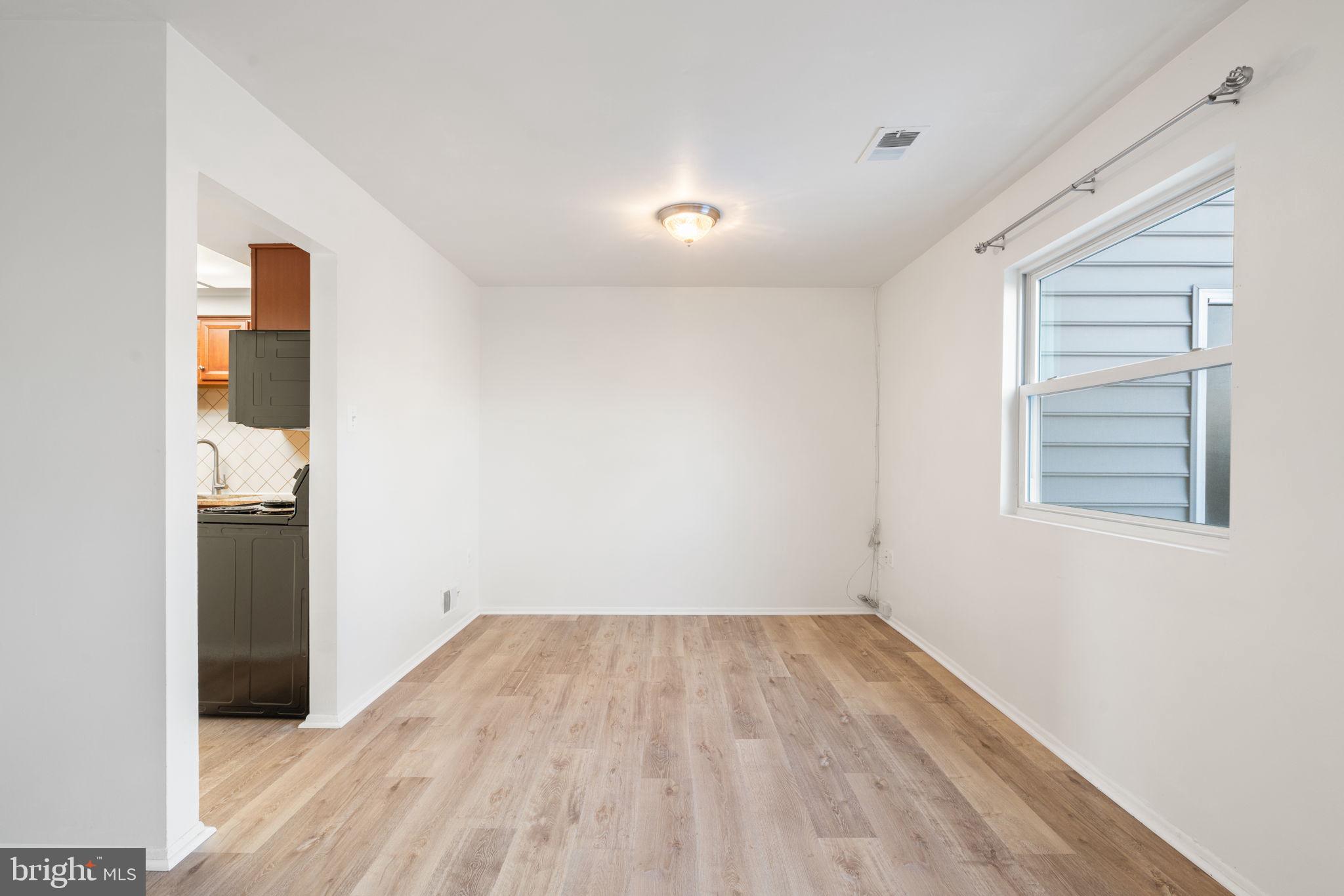 SUGARLAND RUN - Residential Lease