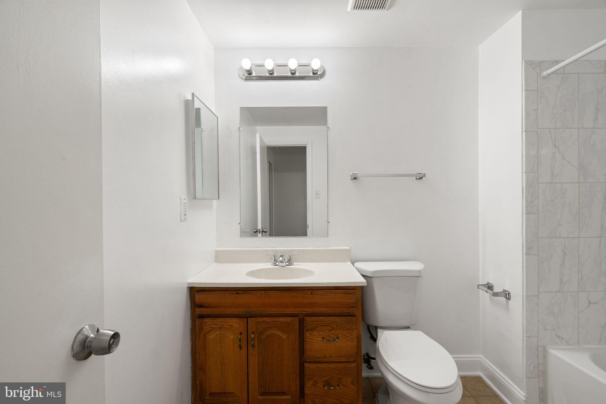 SUGARLAND RUN - Residential Lease