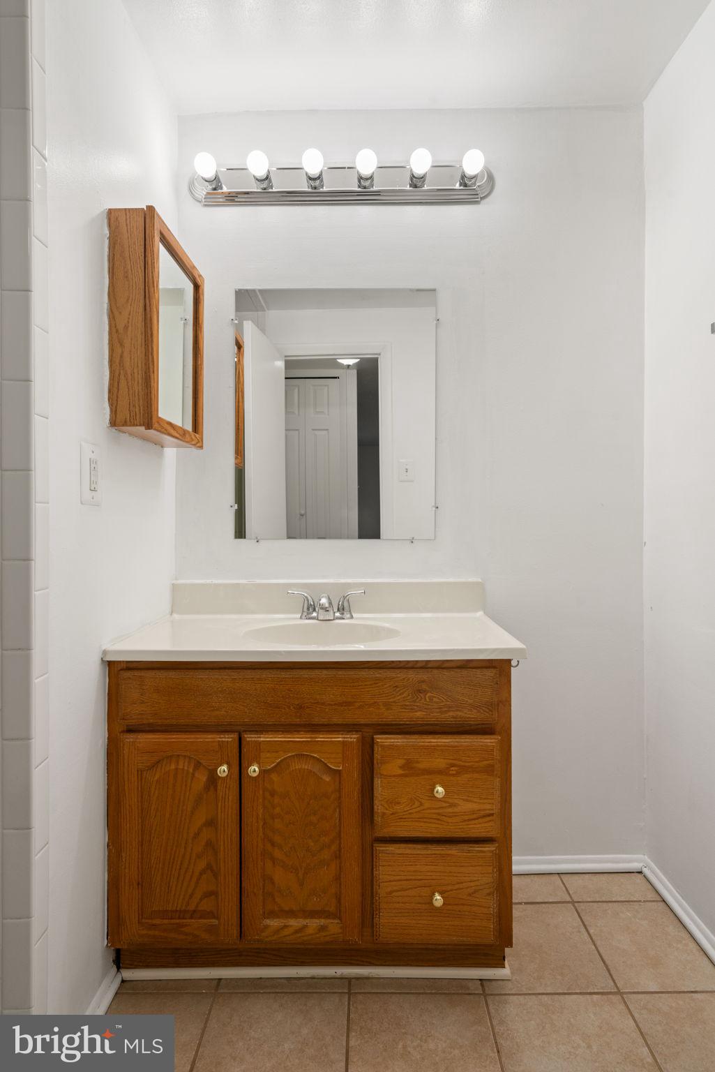 SUGARLAND RUN - Residential Lease