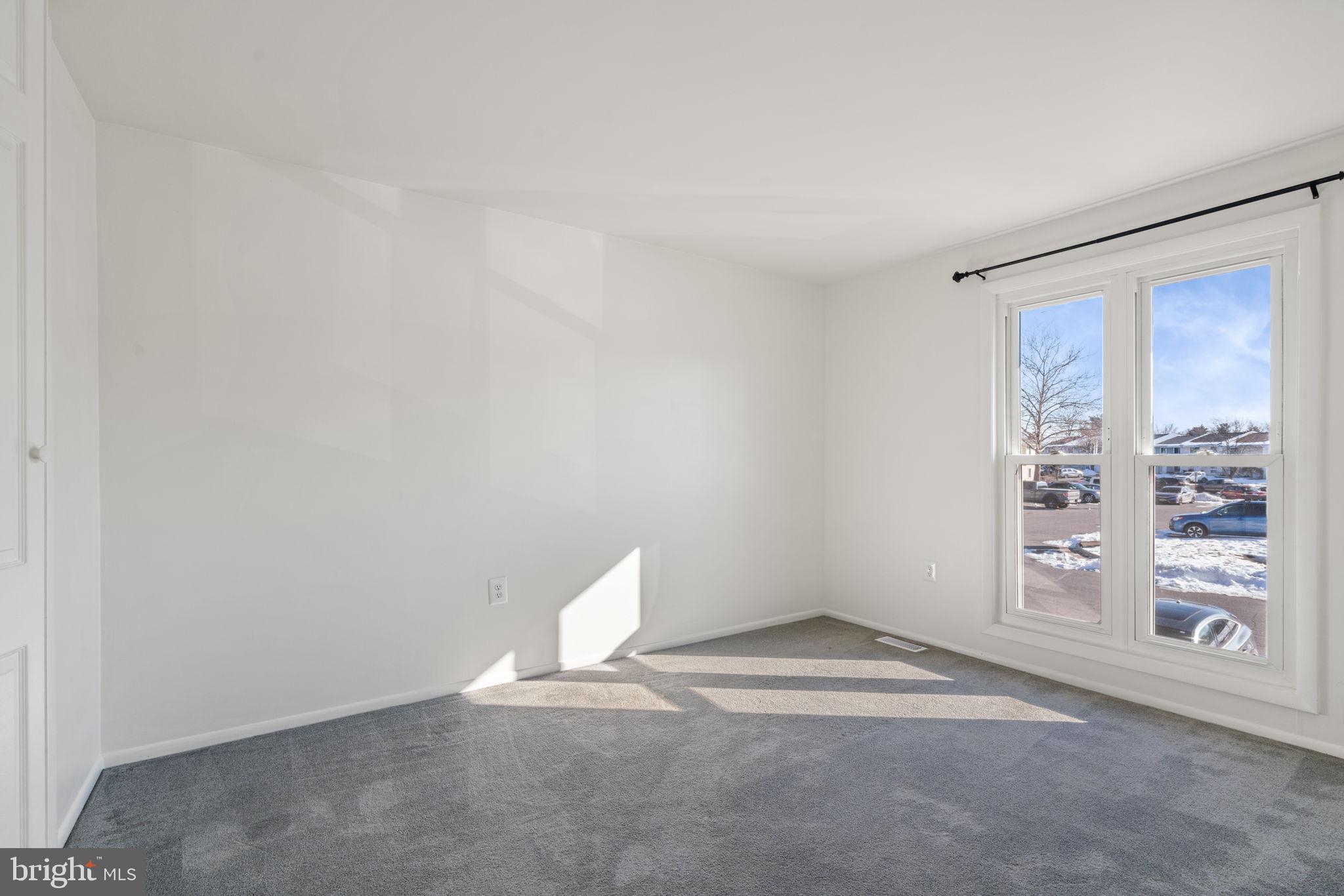 SUGARLAND RUN - Residential Lease