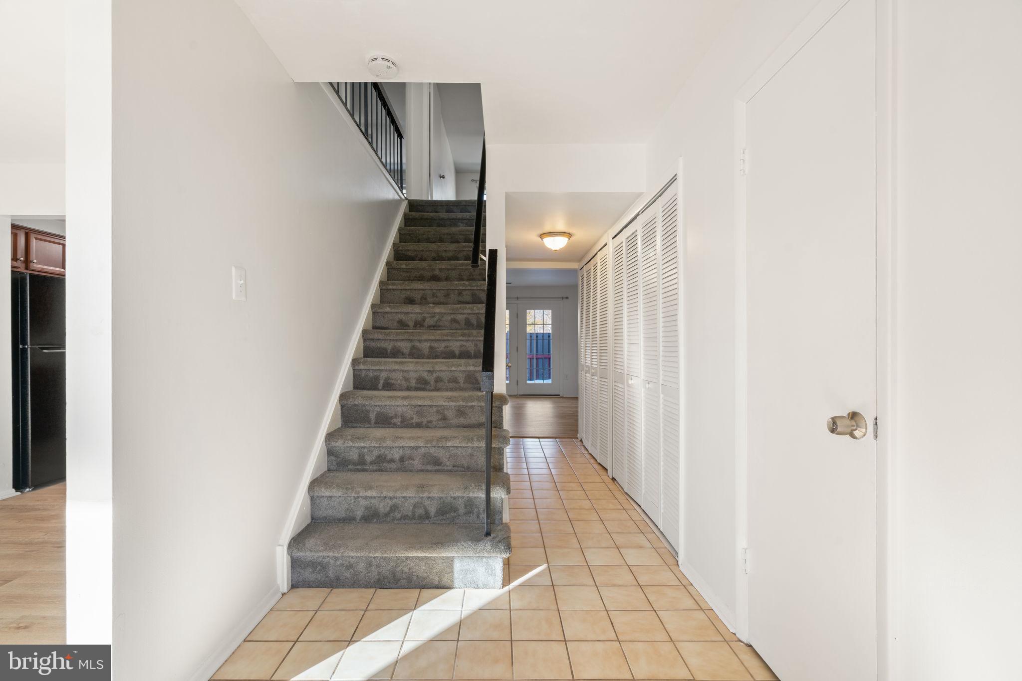 SUGARLAND RUN - Residential Lease