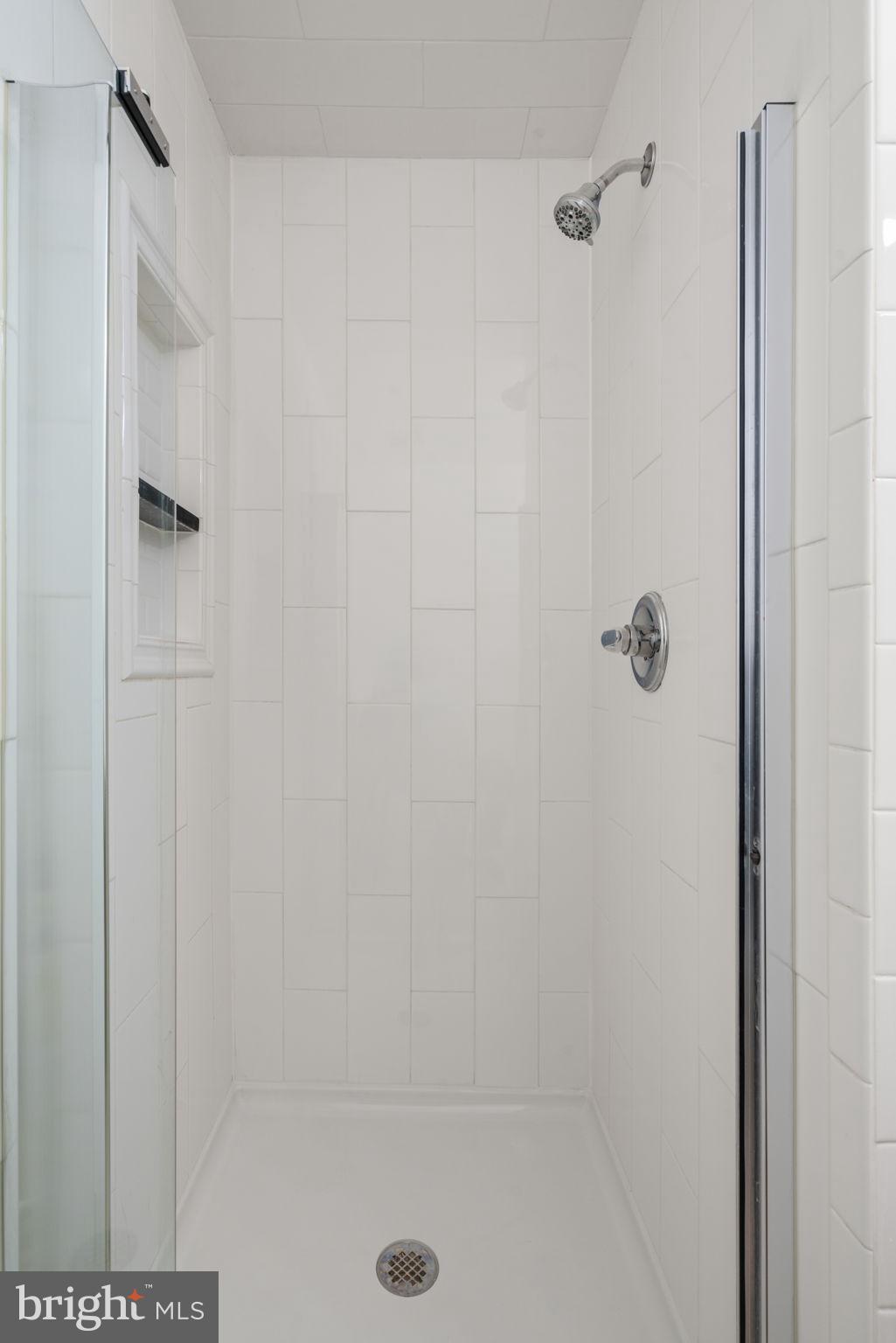 SUGARLAND RUN - Residential Lease