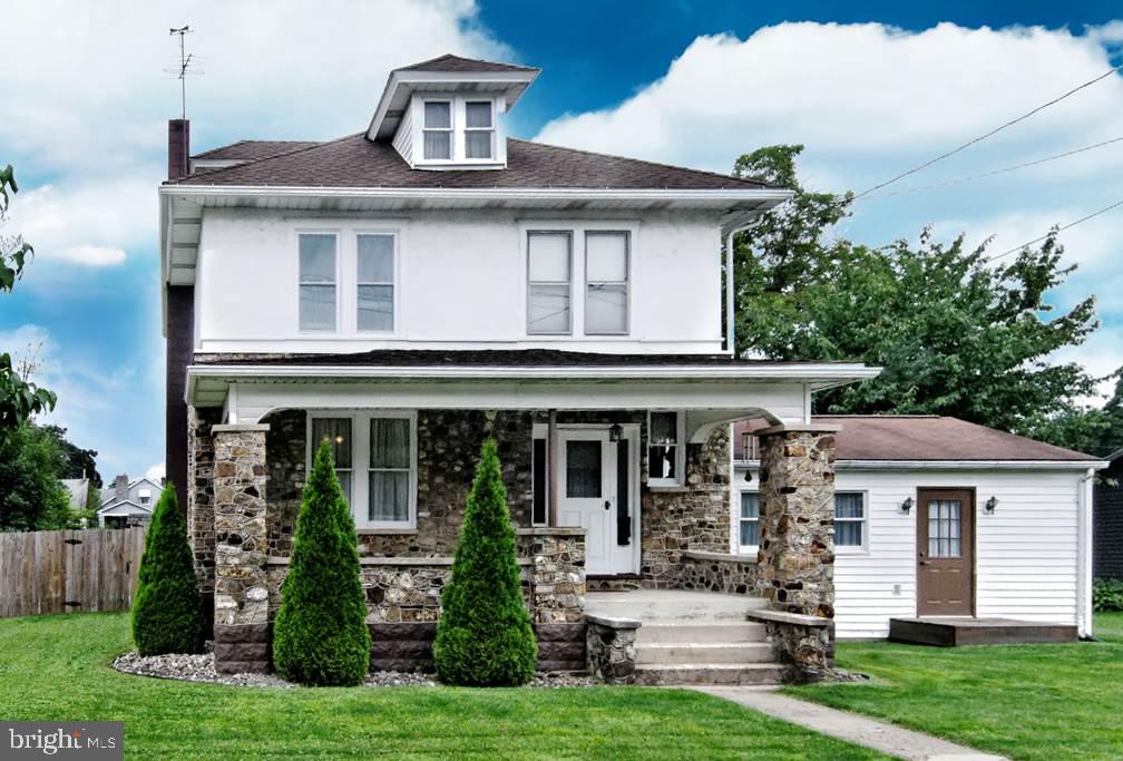 This charming house is full of character with its abundance of wood trim and windows. There is an additional living space (family rm?) complete w/ full bath that has potential for 1st floor master, in-law suite, or in-home business. Large fenced yard w/ off street parking and 1 car garage. Lots of space w/ a setting close to downtown, restaurants, shopping, the War College and Fairgrounds.