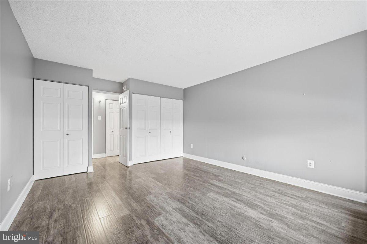 PLYMOUTH HILL - Residential