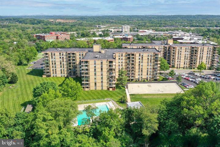 PLYMOUTH HILL - Residential