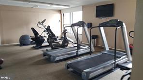 PLYMOUTH HILL - Residential