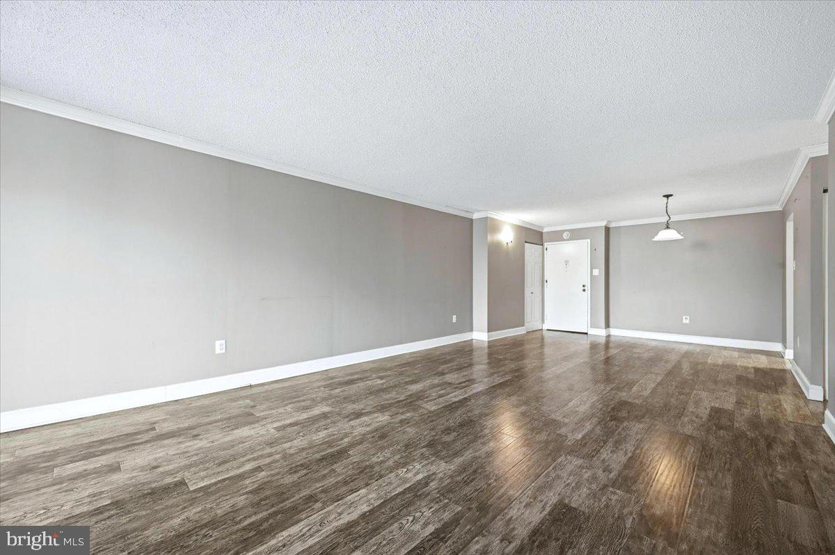 PLYMOUTH HILL - Residential